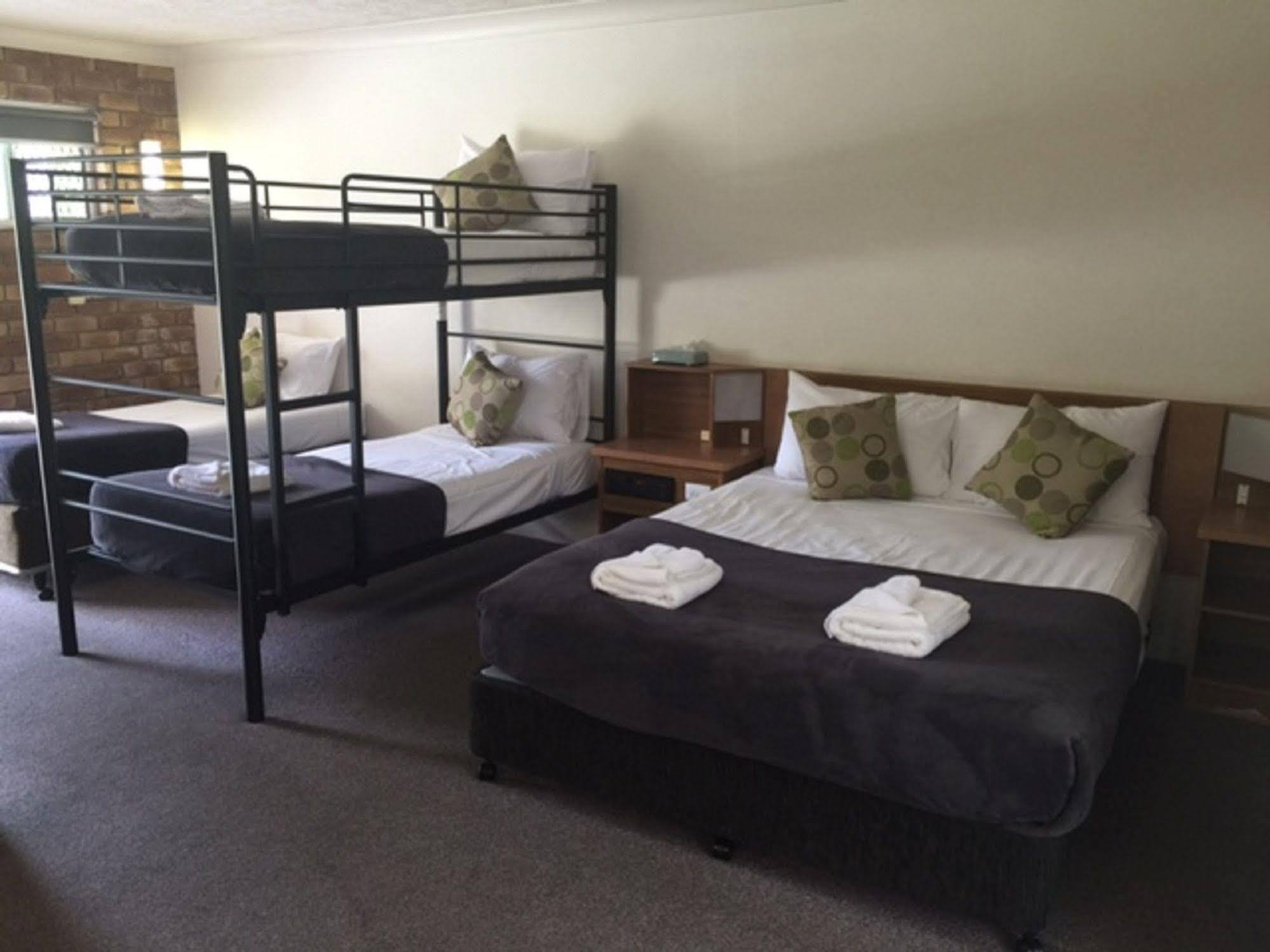 Coomera Motor Inn Голд-Кост Екстер'єр фото